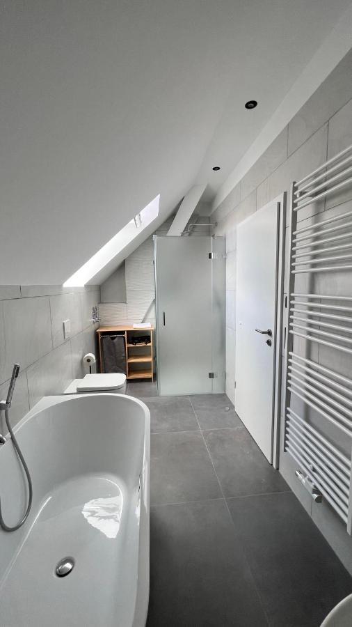 New Nomads Ferienwohnung Am See Zossen Luaran gambar